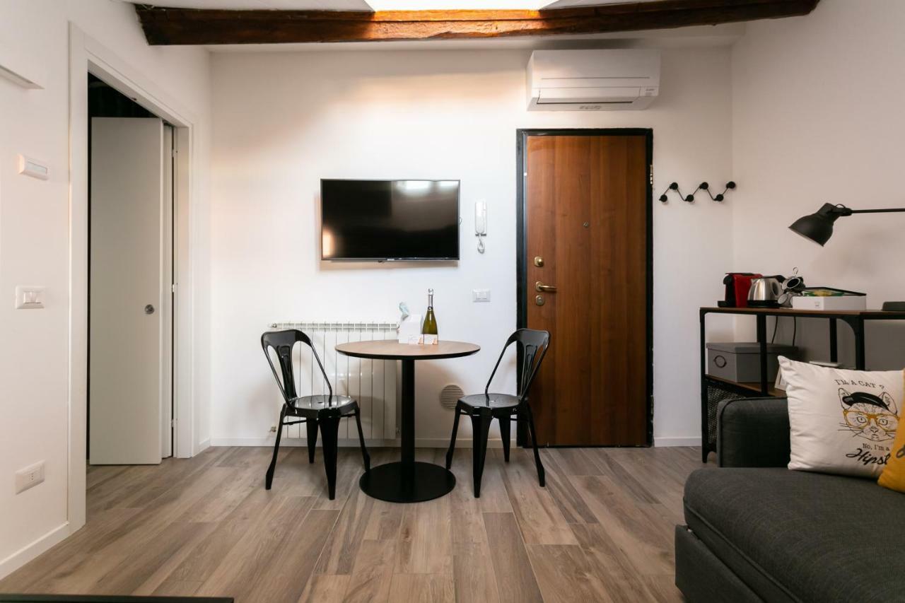 Milano Apartments Darsena Экстерьер фото